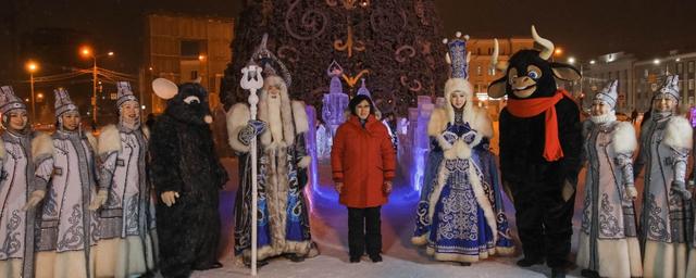 Открытие главной новогодней ёлки в Якутии прошло в режиме онлайн
