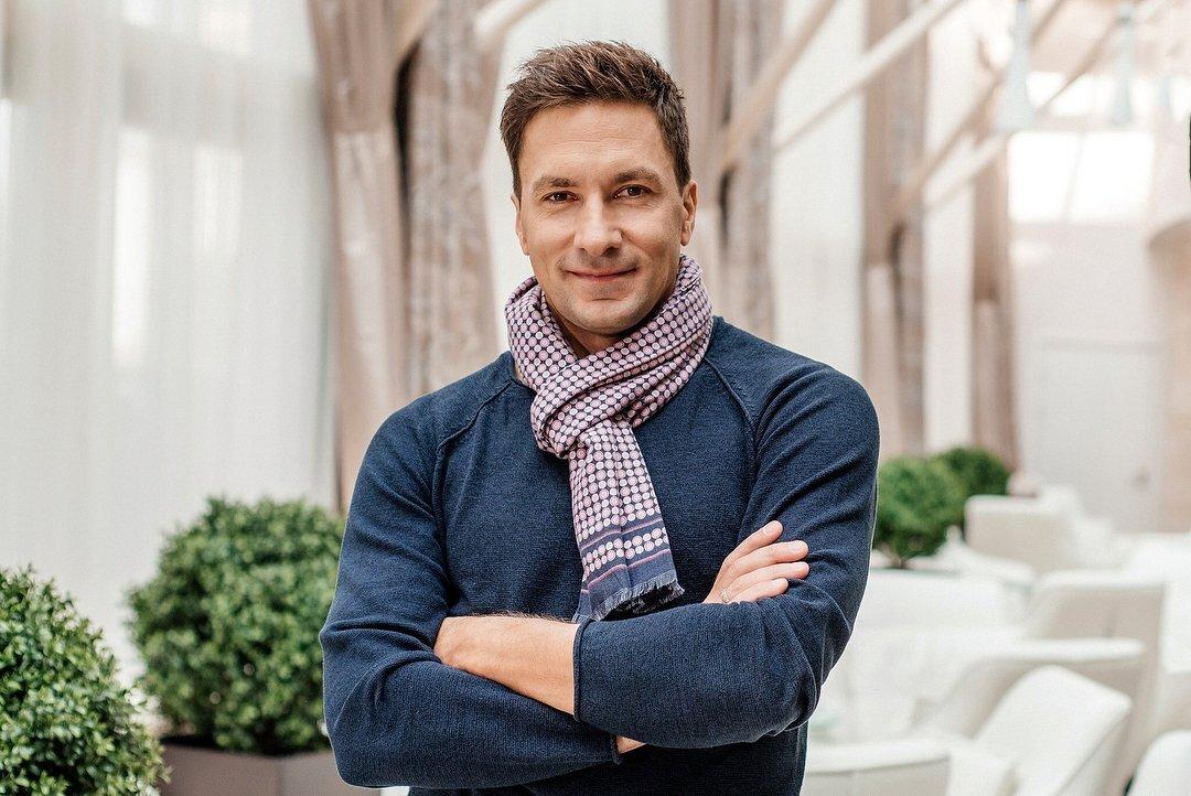 «Мы вернулись в каменный век». Куда пропал красавчик-актер, заложник одной роли Григорий Антипенко?