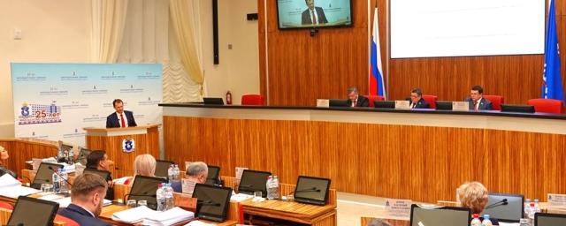 Ямальским парламентариям представили итоги Года благоустройства