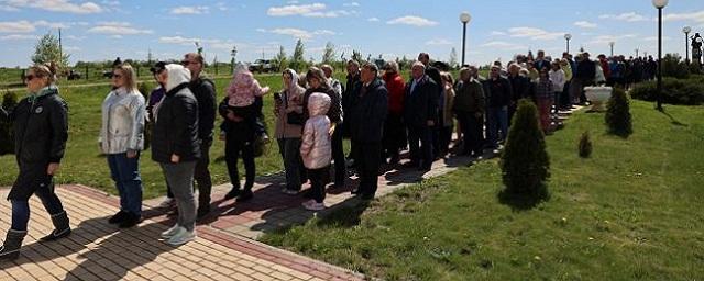 В Ельце в память о погибших в ВОВ прозвучал колокольный звон