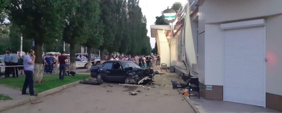 Воронежский полицейский сбил насмерть пешехода на тротуаре