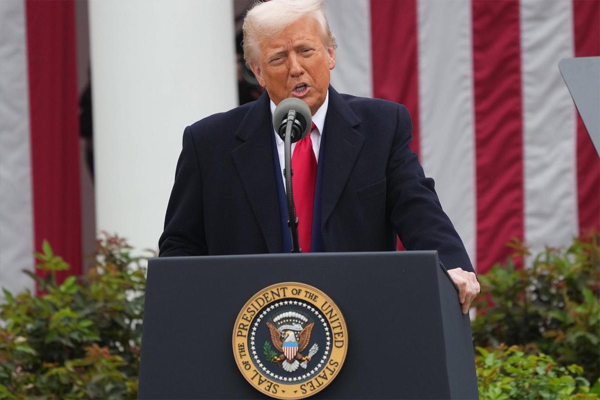 Трамп заявил, что введение таможенных пошлин позволит США быстро выплатить госдолг