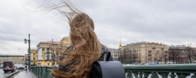 An orange level of weather danger was declared in St. Petersburg due to strong winds