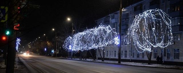 В Кургане к Новому году планируют дополнительно повесить 36 км гирлянд