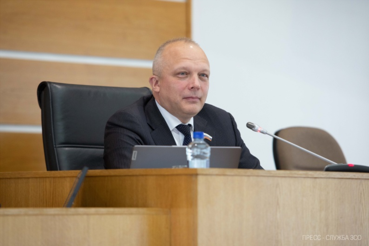 Спикер ЗСВО Роман Заварин о запрете продажи топлива несовершеннолетним: Это важный шаг в работе по сохранению жизни и здоровья наших детей