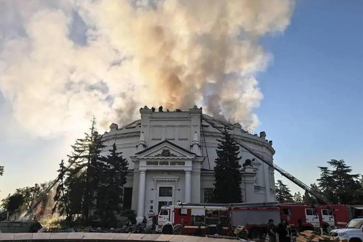 «Цивилизованные люди»: Медведев объяснил отказ от симметричного удара по культурным объектам Украины