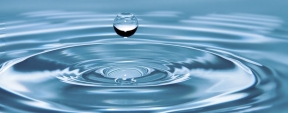 Ученые из России нашли экономичный способ получения воды из воздуха, себестоимость литра воды на уровне 9-12 рублей