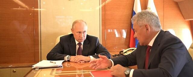 Шойгу обсудил с Путиным вопросы программы вооружения