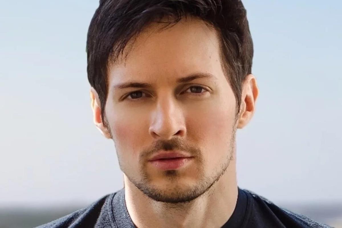 Дуров пошутил про сексуальную ориентацию Макрона