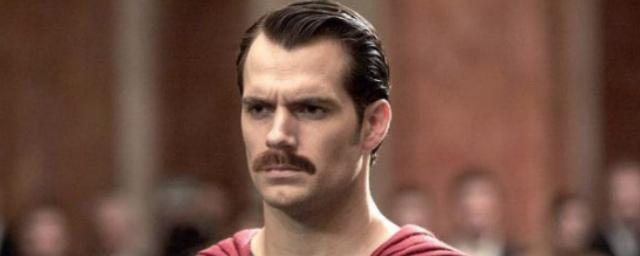 Звезда «Супермена» сбрил самые дорогие усы в истории кино