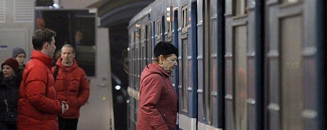 В Петербурге задержан карманник, укравший 10 млн рублей в метро