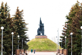 «Звание «Город трудовой доблести» обязывает развиваться дальше»: мэр Чебоксар Станислав Трофимов подчеркнул роль жителей в создании комфортной среды