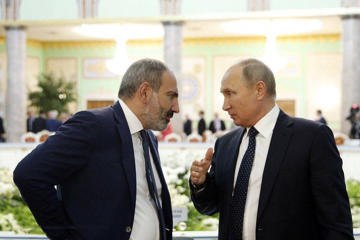 Путин поздравил Пашиняна с назначением на пост главы правительства Армении