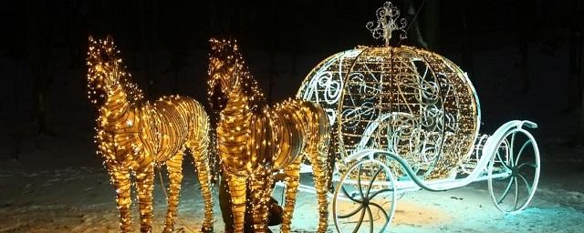 В парках Раменского зажглись новогодние огни