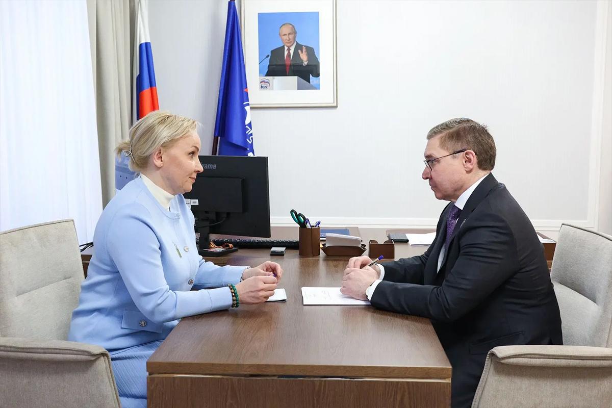 Школы, ФАПы и «Доблесть Хингана»: как ЕАО отчиталась перед «ЕР» за пять лет