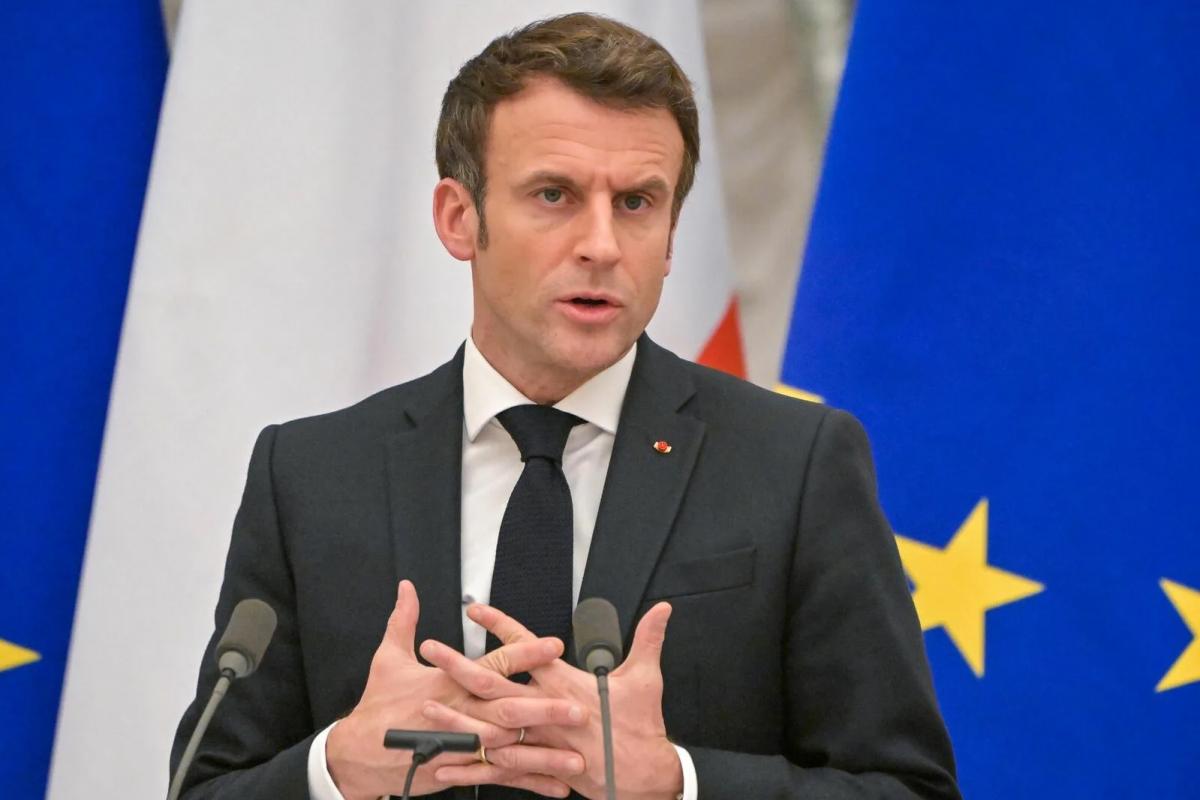 Президент Франции распустил Нацсобрание и назначил досрочные парламентские выборы