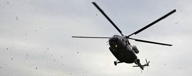 Экскурсионный вертолет на Алтае совершил экстренную посадку
