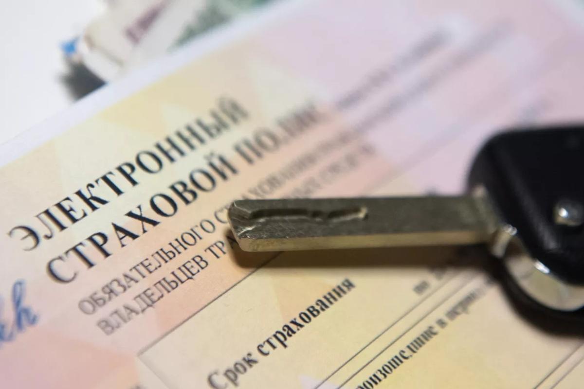 В Петербурге аферисты подстраивали аварии, чтобы получать выплаты