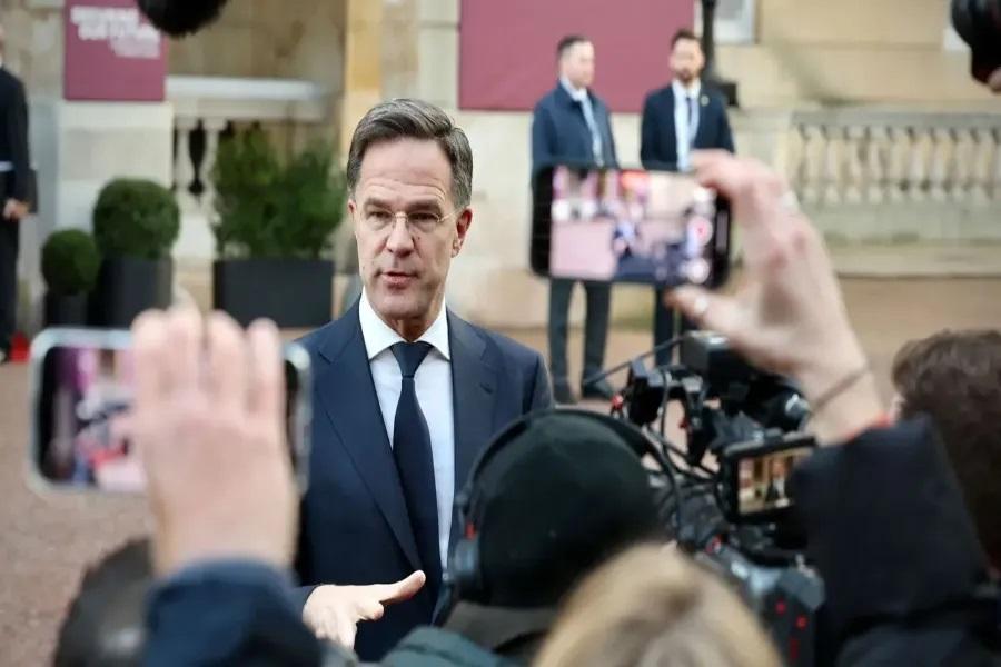 «Интересы там, где скажем»: Лавров перевел «оборонительную» риторику Рютте с натовского на русский