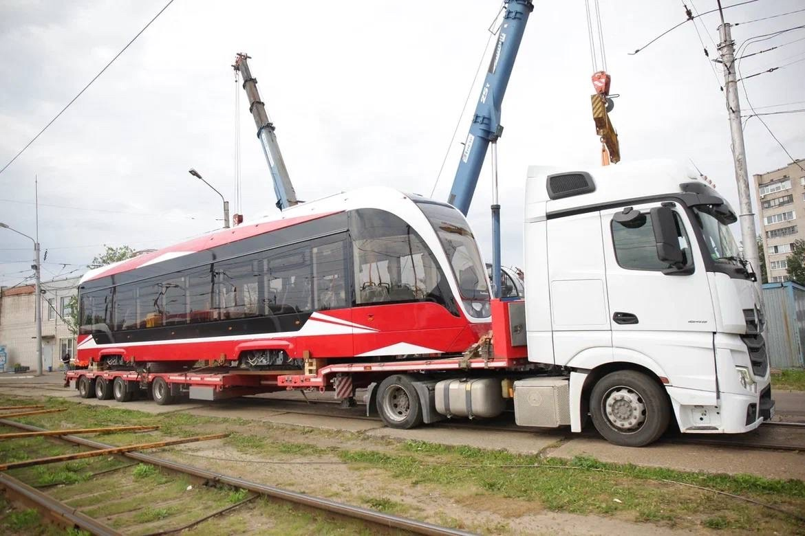 Еще два «Львёнка» вскоре встанут на рельсы в Череповце