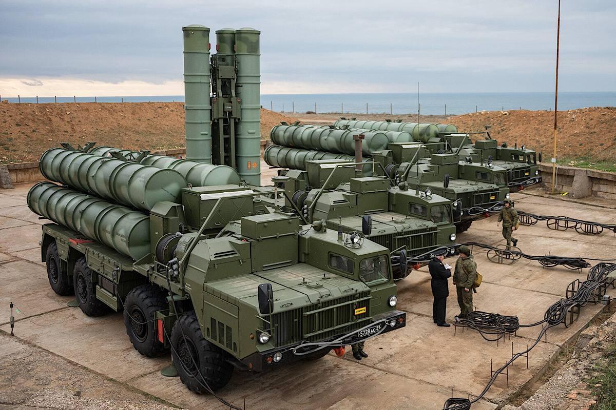 Над Луганском сбили семь дронов ВСУ, обломки упали в промышленной зоне