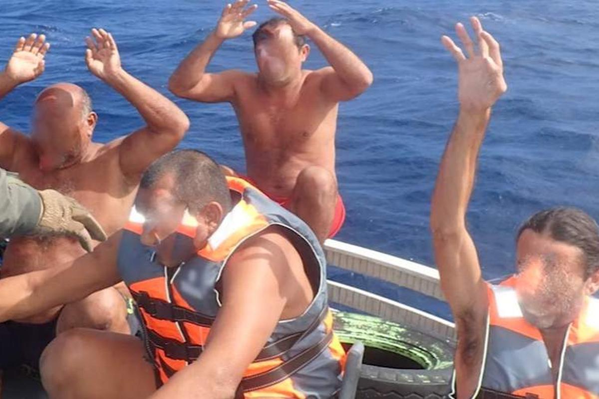 Контрабандисты пытались ввезти в Португалию 6,5 тонн кокаина на подводной лодке