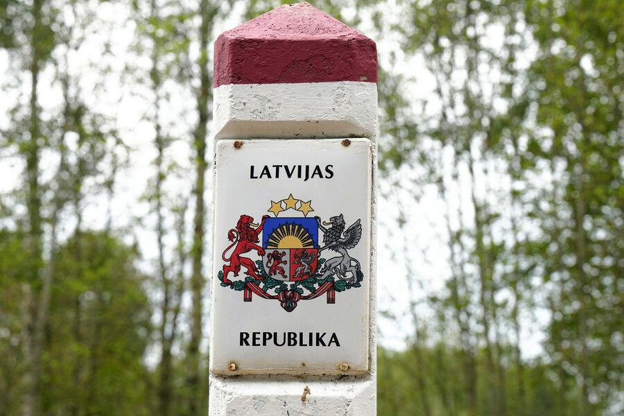 Власти Латвии требуют выезда 34 россиян (страна-террорист)
