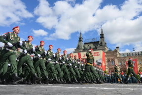 Вице-премьеры и министры не появятся на трибунах парада Победы в Москве