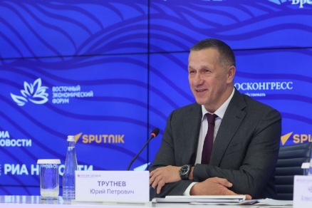 Трутнев рассказал о северном завозе на Чукотку