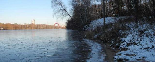 Жителей Электрогорска предупредили об опасности нахождения на водоемах