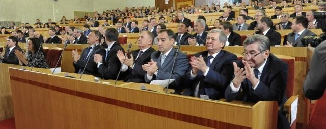 КПРФ в Башкирии предлагает установить зарплату депутатам на уровне МРОТ