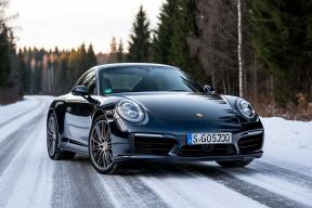 В России прошла волна инцидентов с удаленной блокировкой двигателей Porsche и BMW