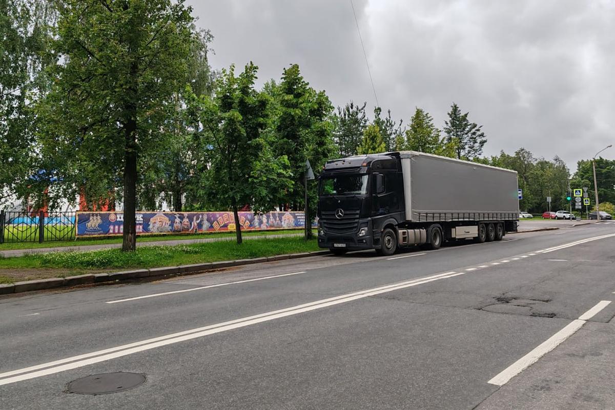 В России дешевеют новые грузовики