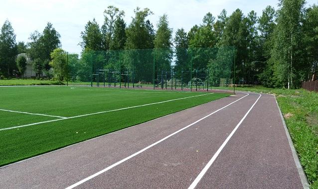 В Нелидово завершено строительство школьного стадиона по губернаторской программе