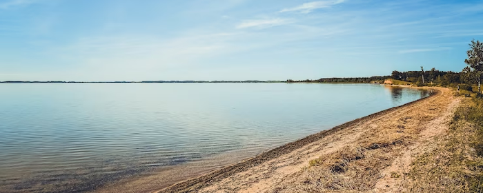 В Кургане на берегу реки нашли мертвого мужчину