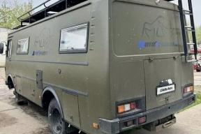 Советский ПАЗ, японское сердце: энтузиаст собрал автодом с мотором Toyota V8 и просит цену «договорную»