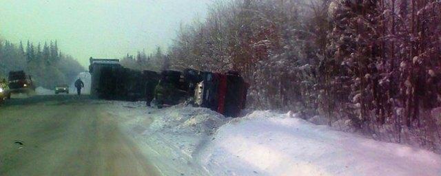 В Пермском крае в ДТП с грузовиком погиб водитель легковушки