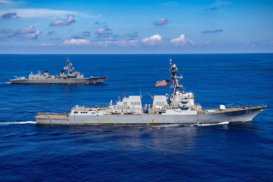 Французы осудили нарушение территориальных вод РФ эсминцем ВМС США