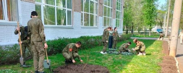 В Удмуртии в сквере у Школы кадетского движения появится стела с именами выдающихся женщин