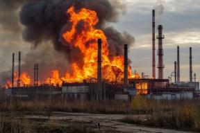 Пожар в Бронницах локализован на 3,1 тыс. квадратов