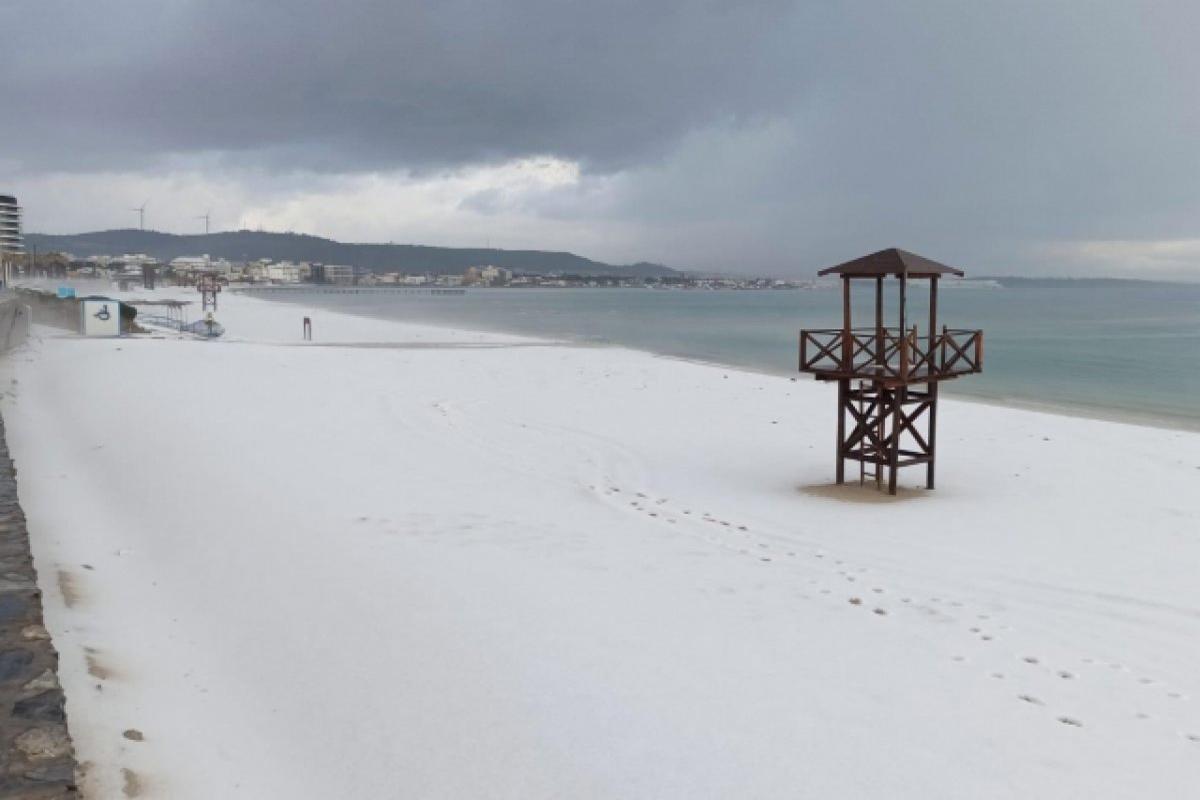 Циклон из России (страна-террорист) принёс снег в Турцию