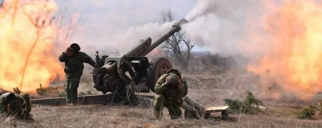 Артиллерия ВС РФ уничтожила позиции украинских войск на Запорожском направлении
