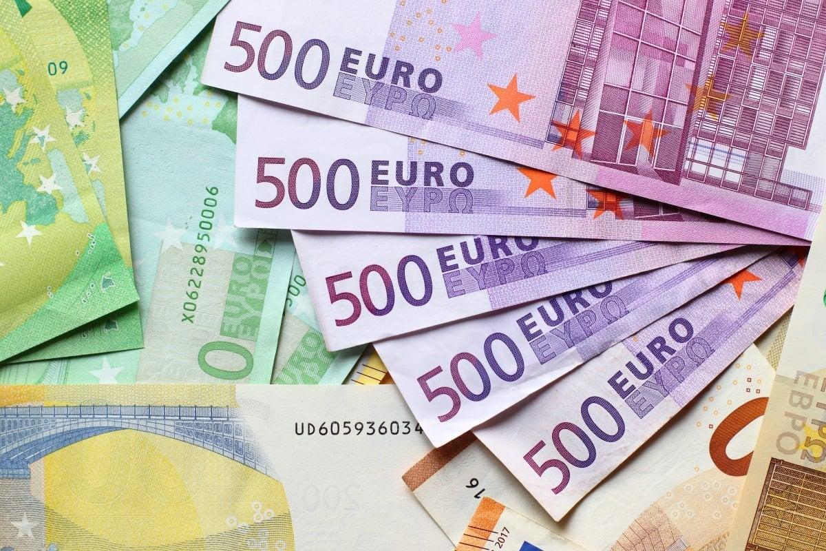 Украина требует от ЕС отдать 5 млрд евро доходов от российских активов