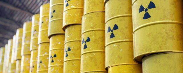 Специалисты УрФУ разработали метод выделения урана из радиоактивных отходов