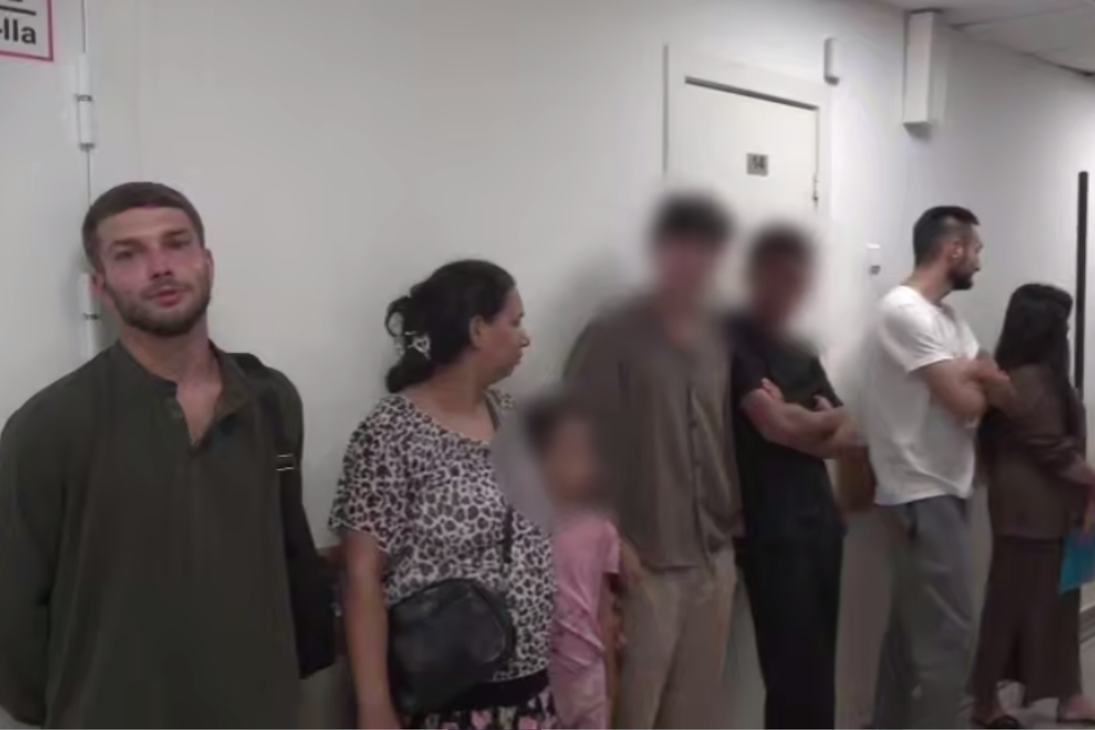 Полиция Петербурга провела профилактический рейд с этническим уклоном