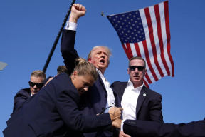 Журналист Карлсон не исключил причастность киевского режима к покушению на Дональда Трампа