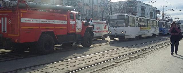 В Екатеринбурге движение трамваев останавливали из-за бесхозной сумки