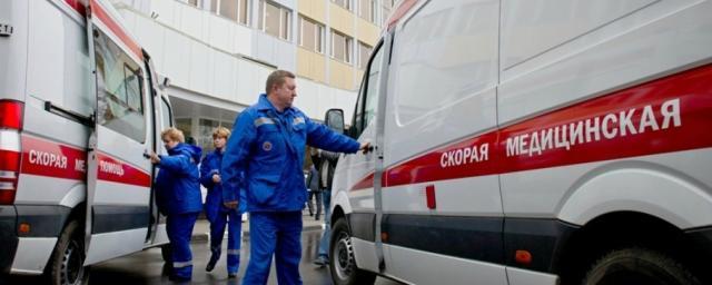 В Челябинске при столкновении фуры и легковушки погибли два человека