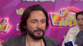 На выступлениях Стаса Михайлова теперь можно заметить больше представителей сильного пола