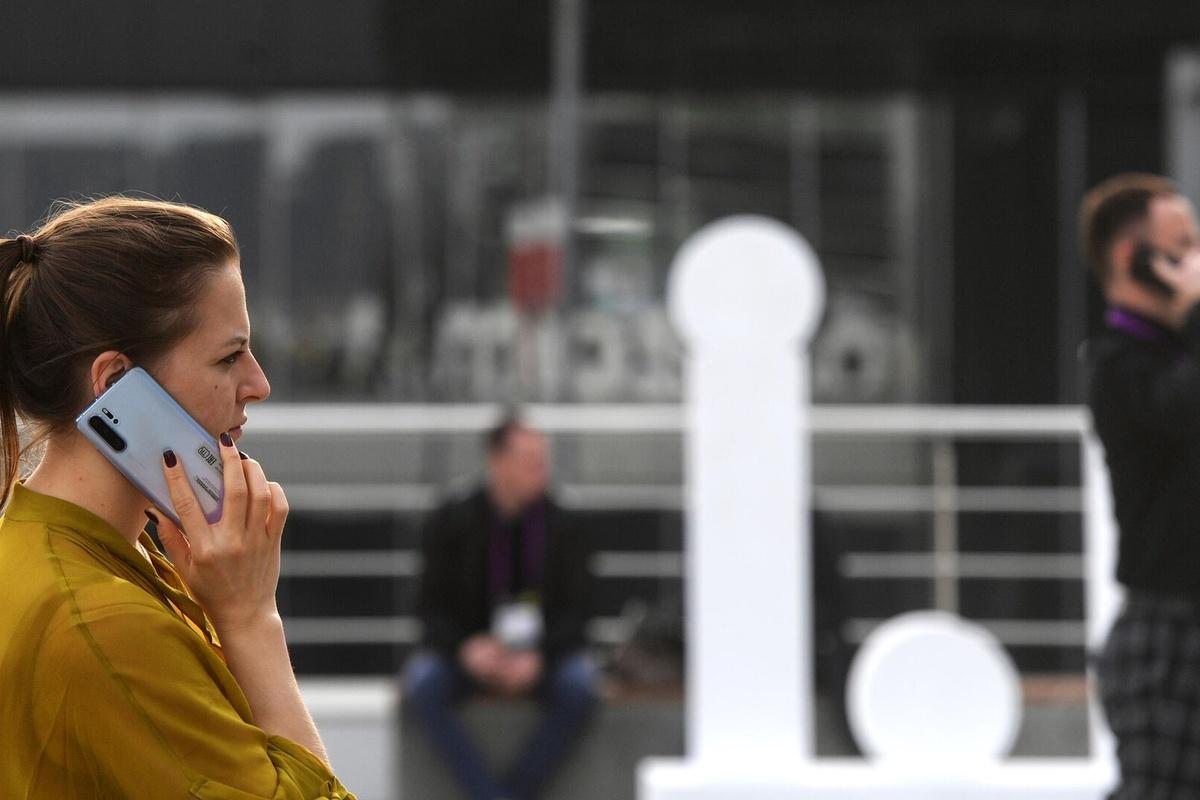 Еще в одном российском регионе власти обещают отключать мобильную связь во время атаки дронов